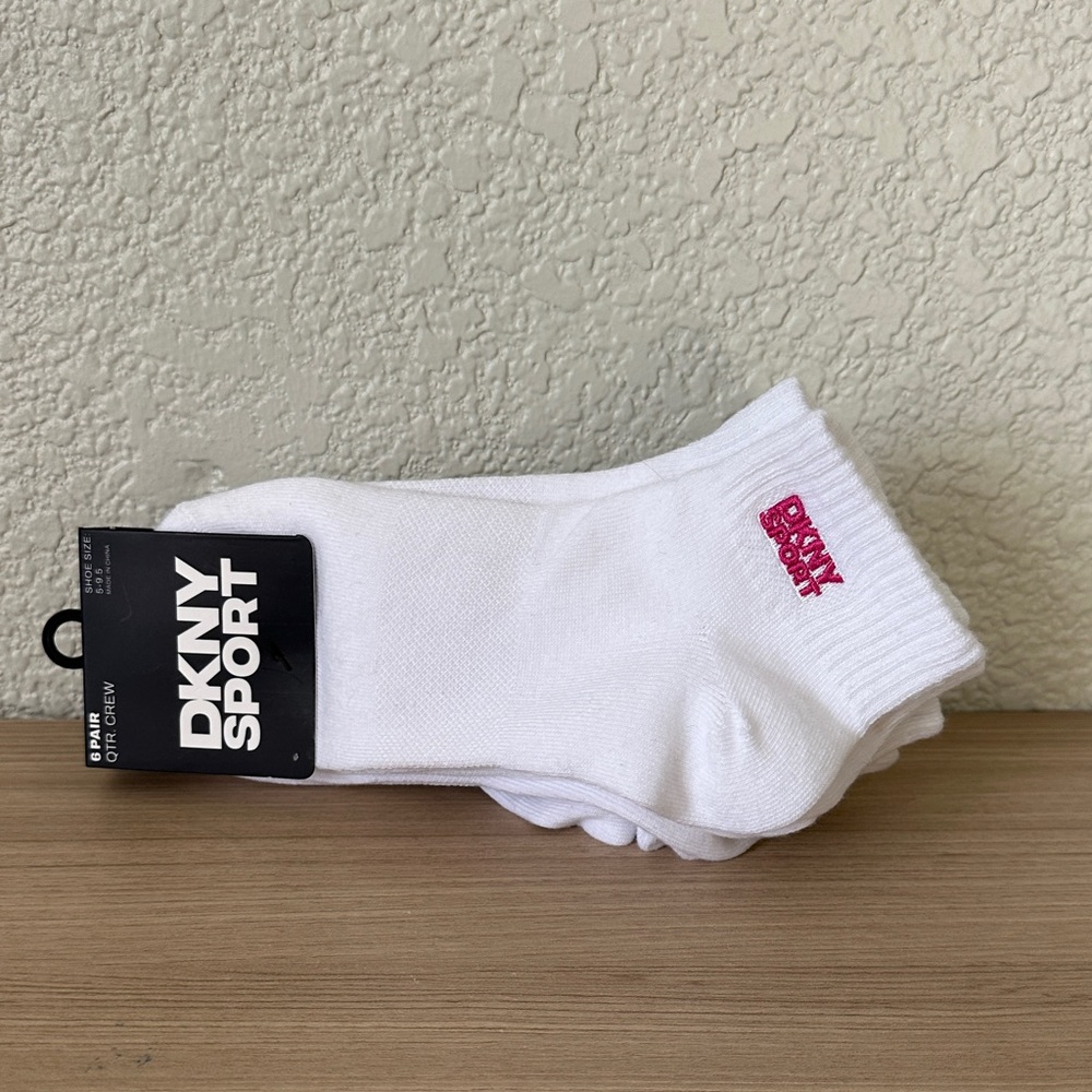DKNY Sport White Ankle Socks with Logo 6 pairs